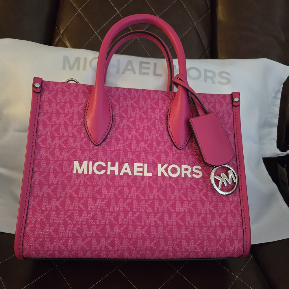 NWT Michael Kors Pink Tote Bag And Dust Bag